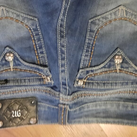 MISS ME BERMUDA SHORTS - Picture 3 of 3